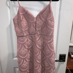 Lace scalloped cocktail dress!